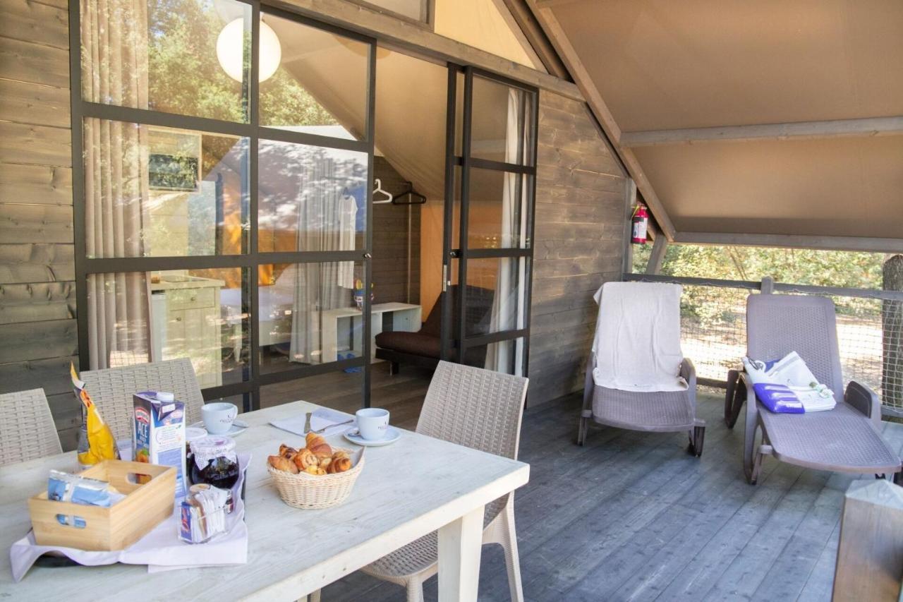 Lodge tent